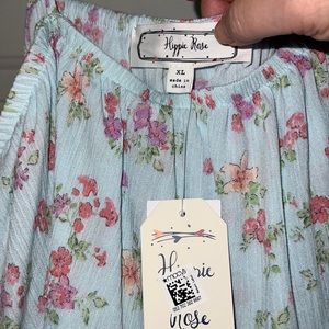 NWT HIPPIE ROSE blouse xl